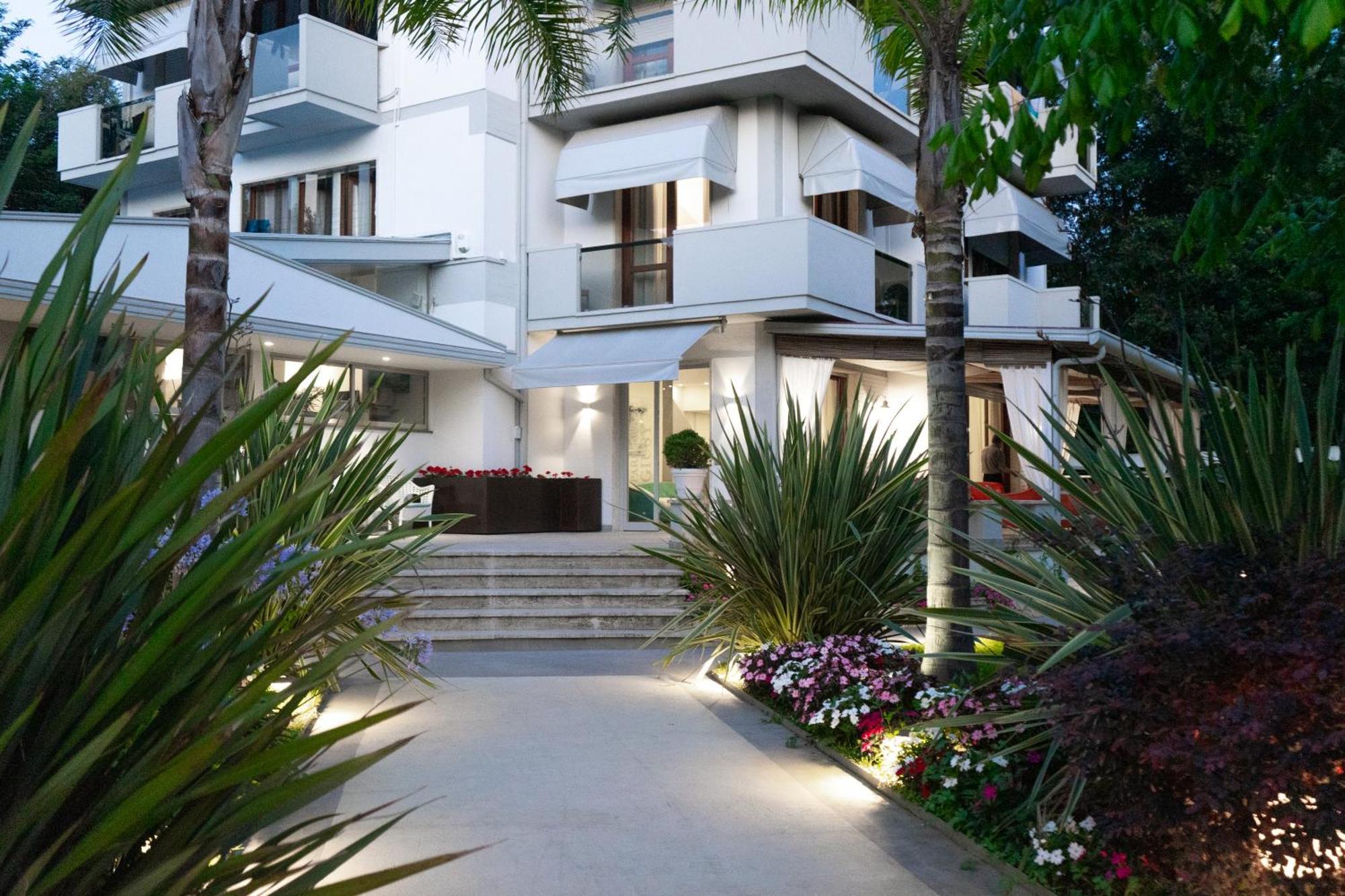 Park Hotel Giusy Lido di Camaiore Eksteriør billede